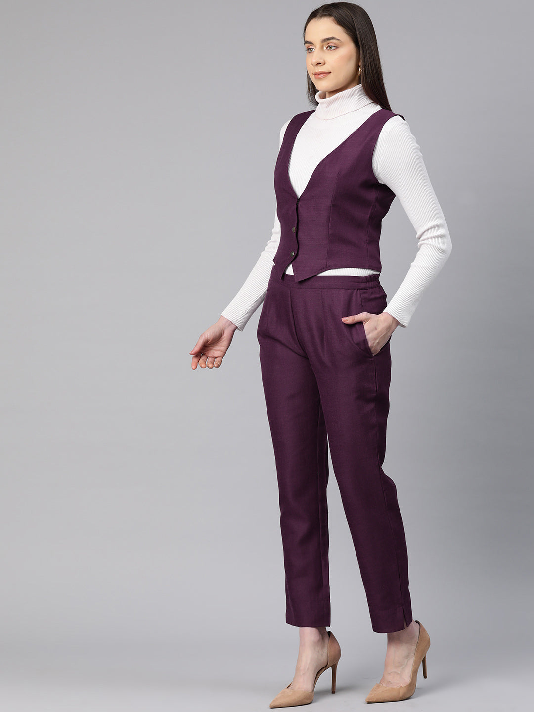 Cottinfab Women Solid Single-Breasted Two-Piece Suit