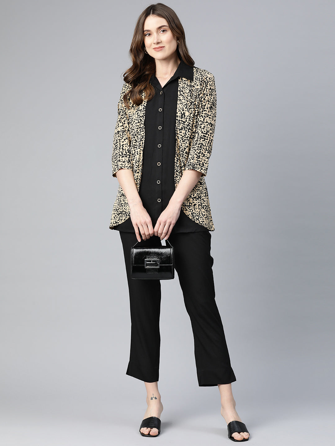 Cottinfab Women Printed Layered Shirt with Trousers