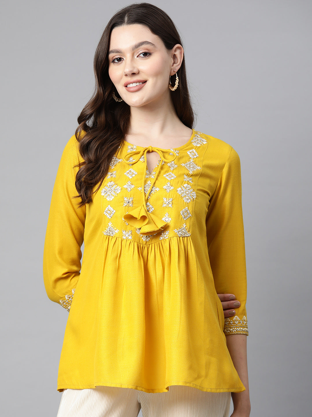 Cottinfab Embroidered Tie-Up Neck Ethnic Tunic