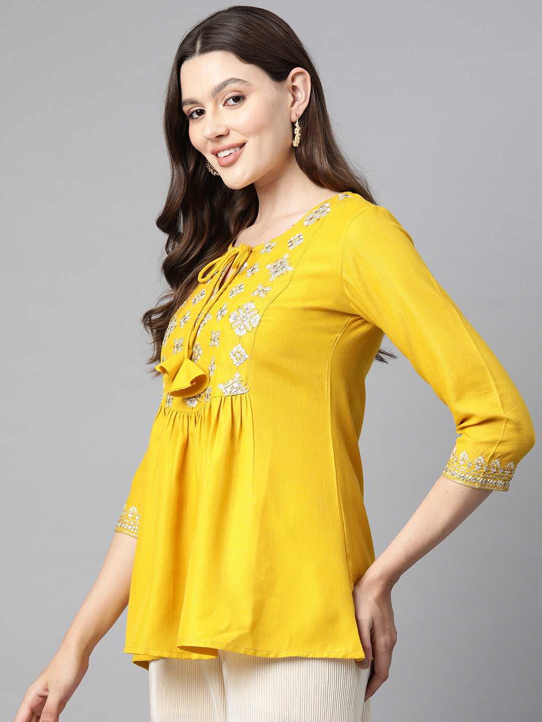 Cottinfab Embroidered Tie-Up Neck Ethnic Tunic