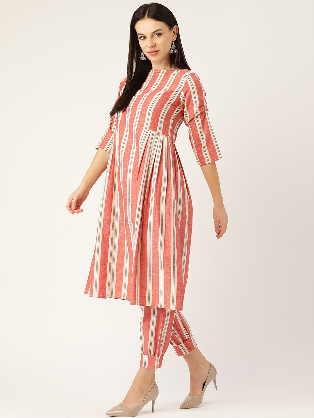 Cottinfab Women Coral Pink & Off-White Striped Kurta with Trousers
