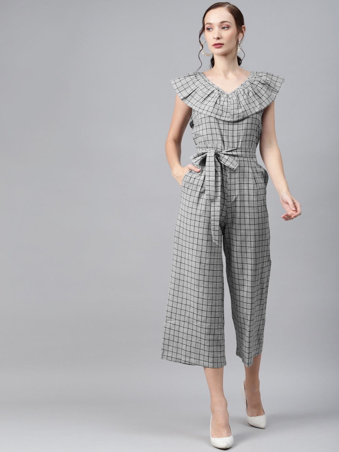 Cottinfab Grey & Black Cotton Checked Flutter Sleeves Cropped Jumpsuit with Belt