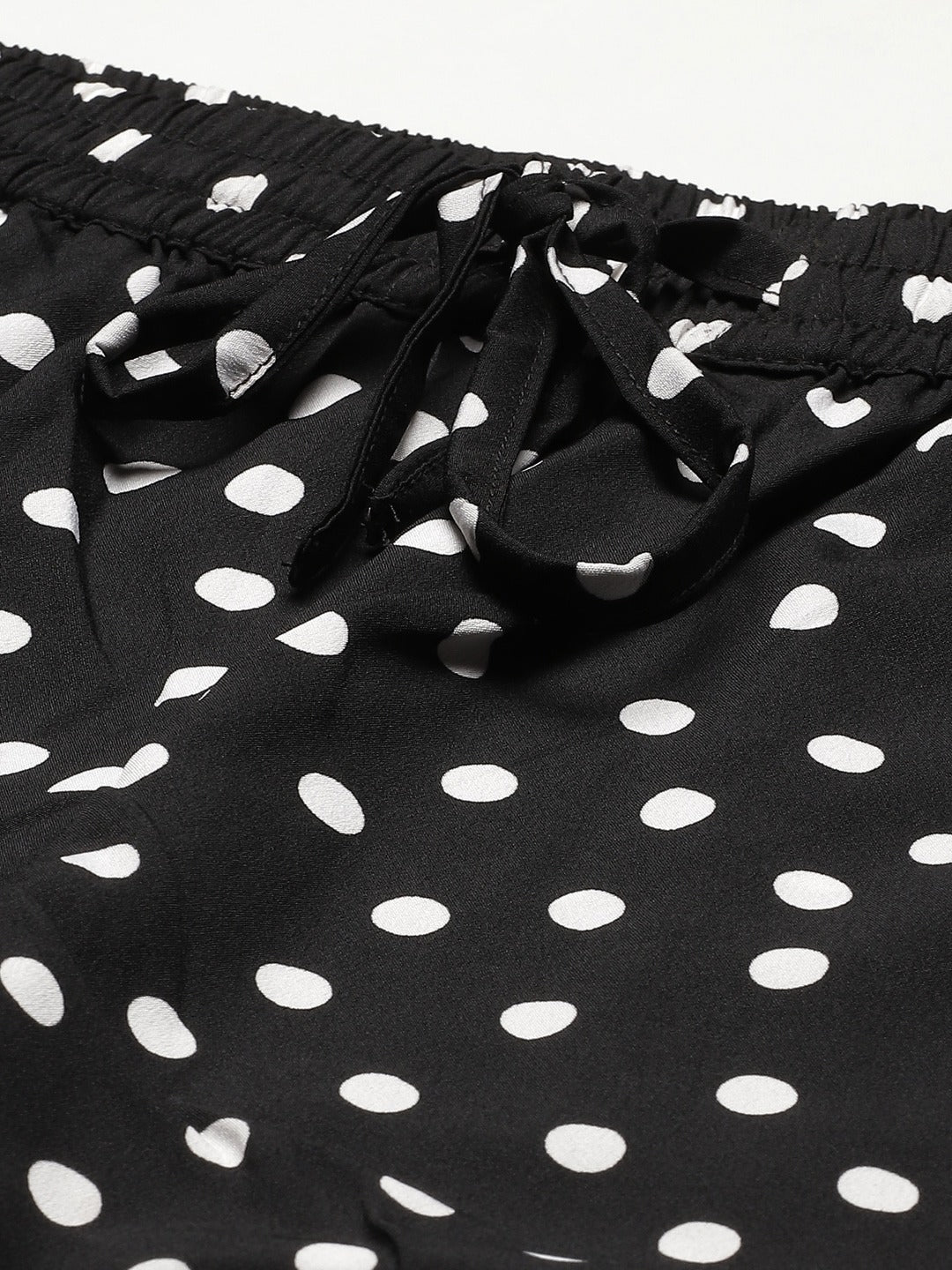 Cottinfab Women Black & White Polka Dots Printed Night suit