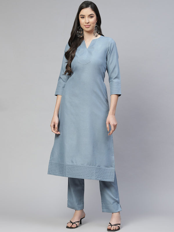 Cottinfab Women Blue Solid Kurta with Trousers