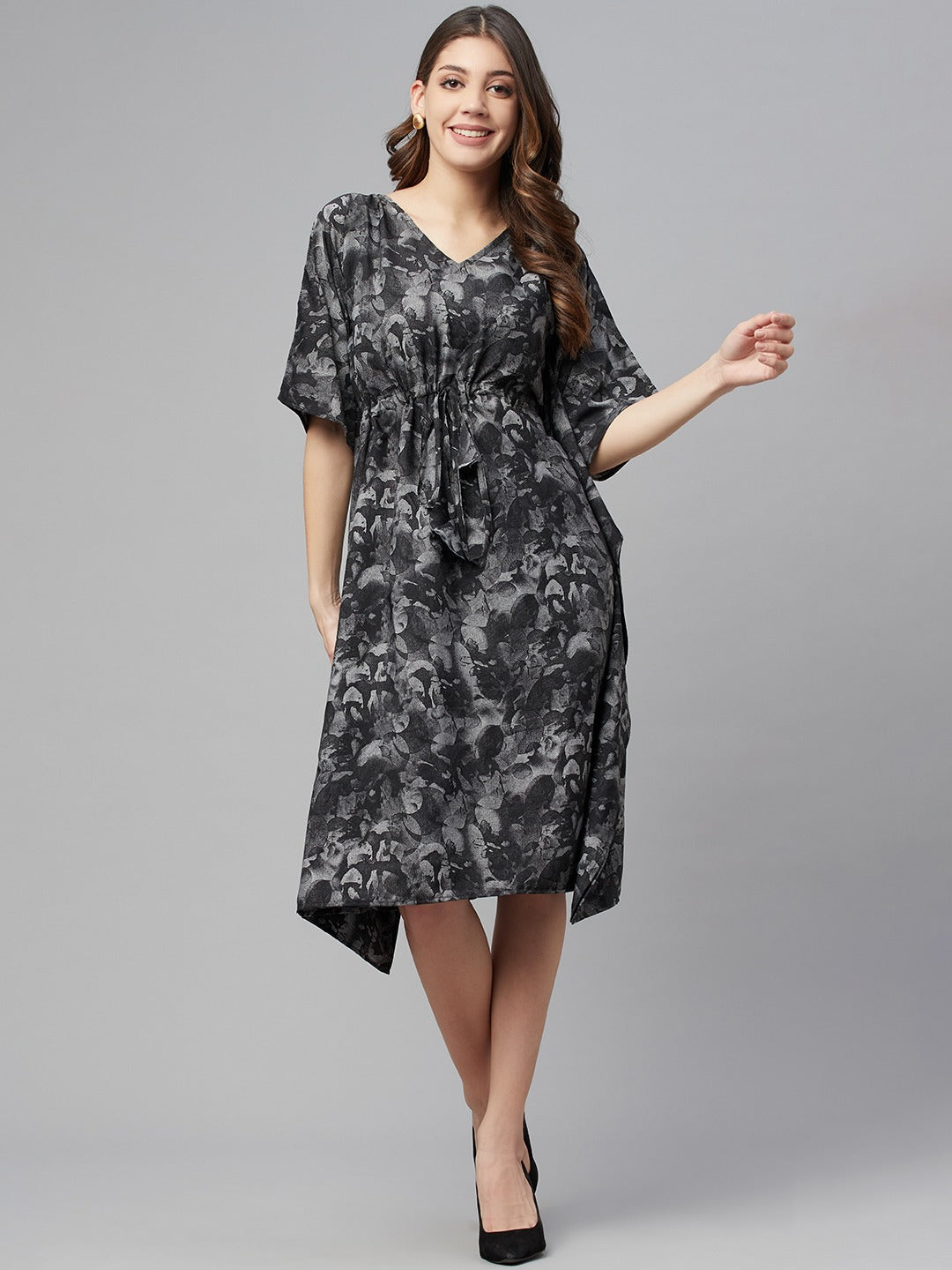 Cottinfab Women Black & Grey Printed Kaftan Midi Dress